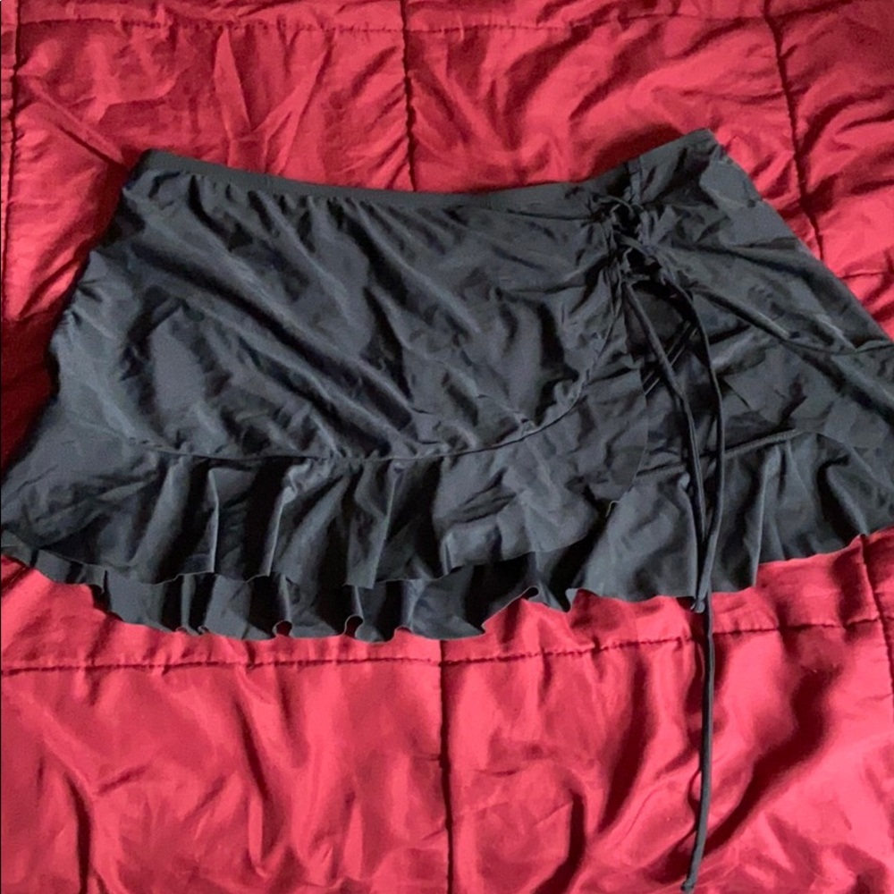 Swim suit bottom wear like a skirt size 16W Black